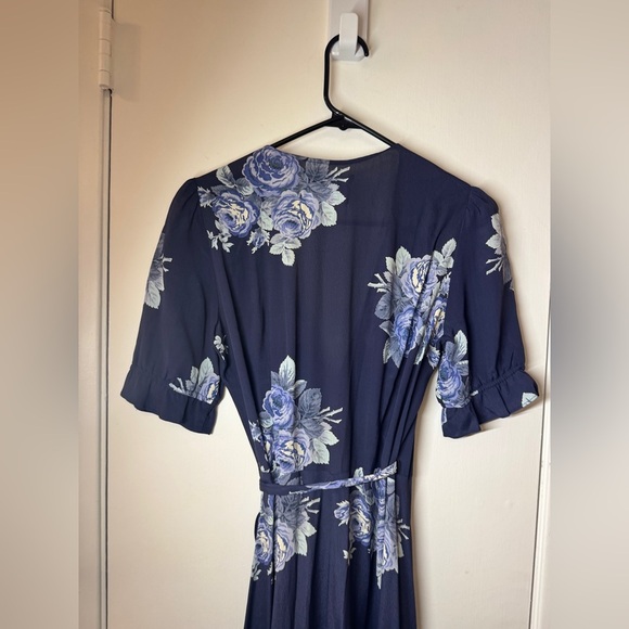 Reformation Oversized Floral Navy Blue Maxi Short Sleeves Wrap Cocktail Dress S - Picture 13 of 17